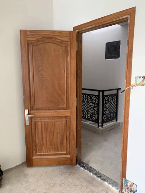 Cửa gỗ tự nhiên mẫu CG48
