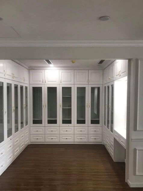 Tủ quần áo gỗ sồi sơn trắng TAS10