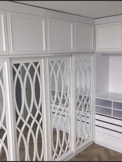 Tủ quần áo gỗ sồi sơn trăng TAS02