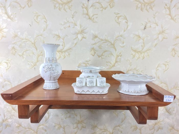 Bàn thờ treo tường gỗ gõ ngang 68cm x sâu 48 cm