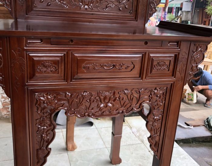 Bàn thờ gia tiên 2 tầng gỗ tràm ngang 1m07