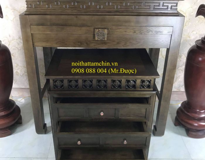 Bàn  Thờ Gia Tiên Cặp Gỗ Sồi 1m27 x 1m27 x 62 ( ngang x cao x sâu )